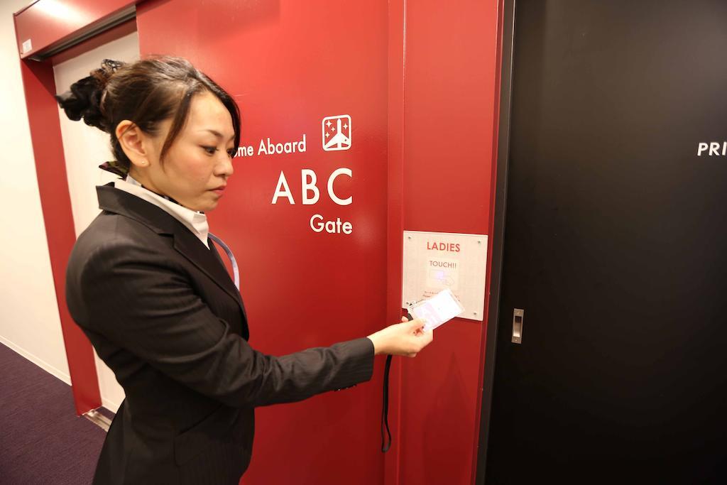 First Cabin Hakata Fukuoka  Bilik gambar