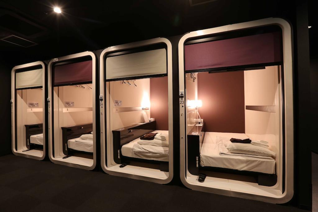 First Cabin Hakata Fukuoka  Bilik gambar